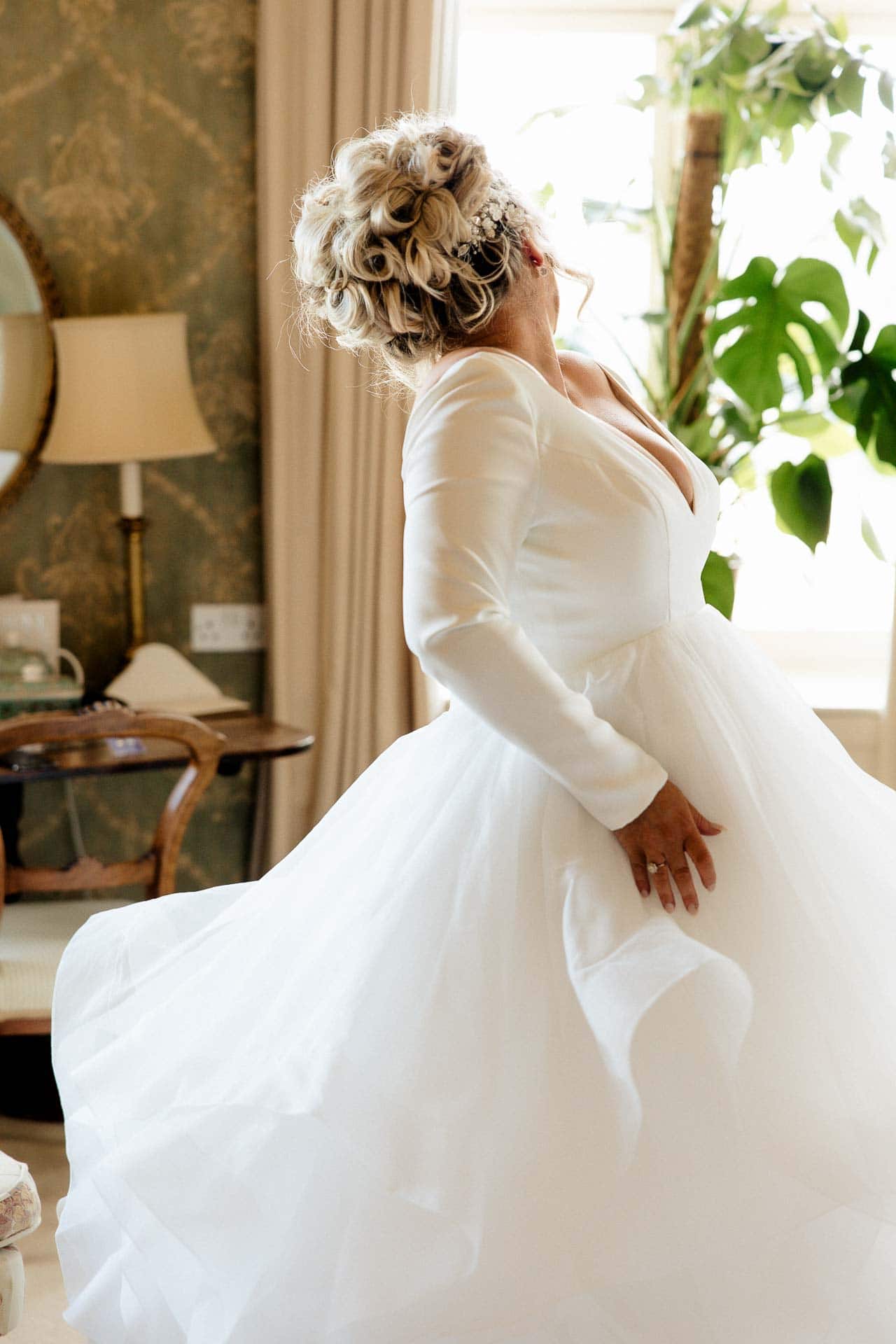 bridal preparations in the round room in The Citadel in Shropshire