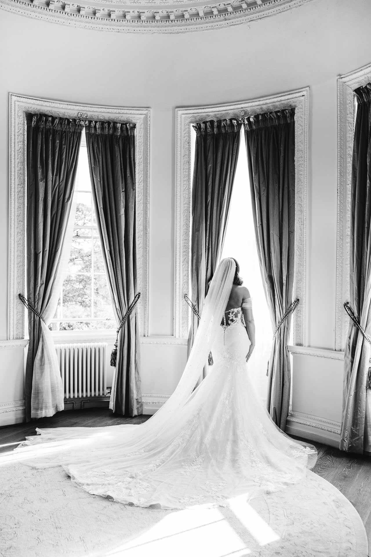 Old Palace Chester wedding photographer the wedding of Cath & Josh in the summer of spring of 2024