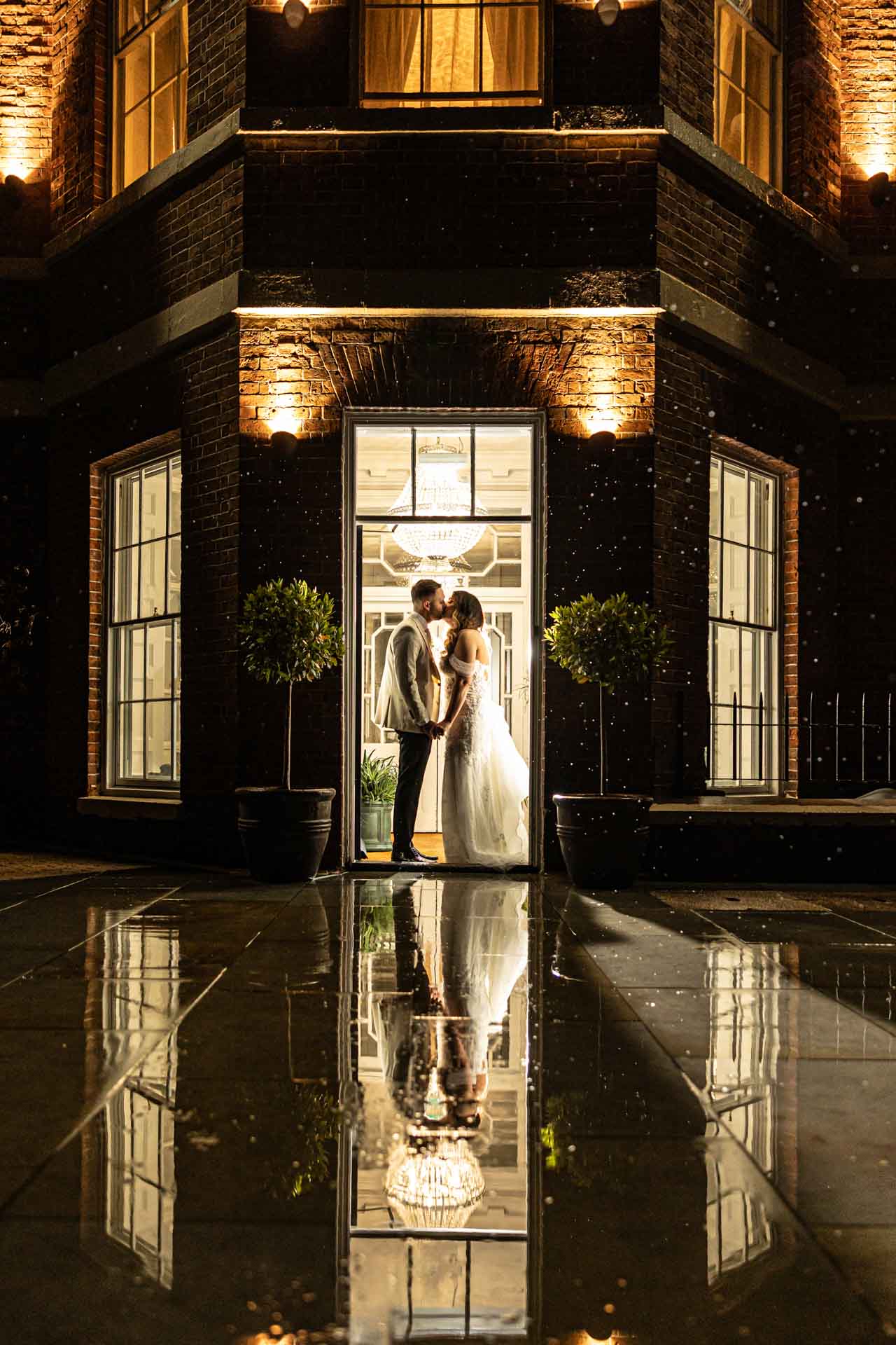 Old Palace Chester wedding photographer the wedding of Cath & Josh in the summer of spring of 2024