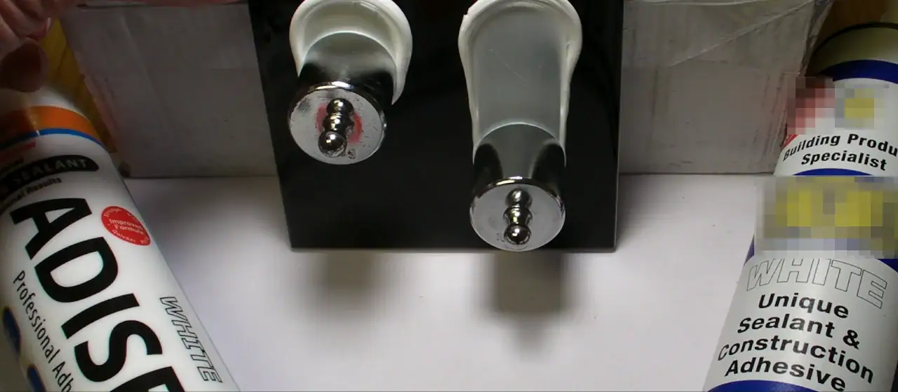 CT1 adhesive vs Adiseal adhesive grab test. 