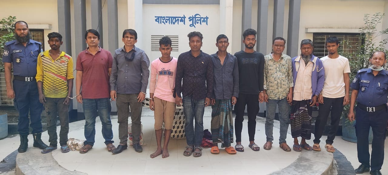 গত ২৪ ঘন্টায় ময়মনসিংহ কোতোয়ালী মডেল থানা অভিযান পরিচালনা করে  ১৬ জনকে গ্রেফতার করে