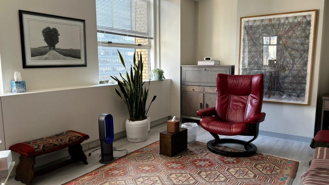 STEPS - Trauma Professionals - Picture of Our Manhattan Therapy Offices