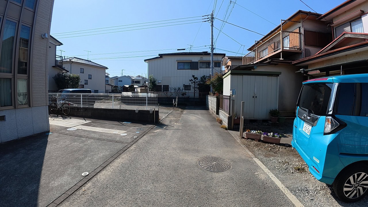 国府本郷売地現地道路写真
