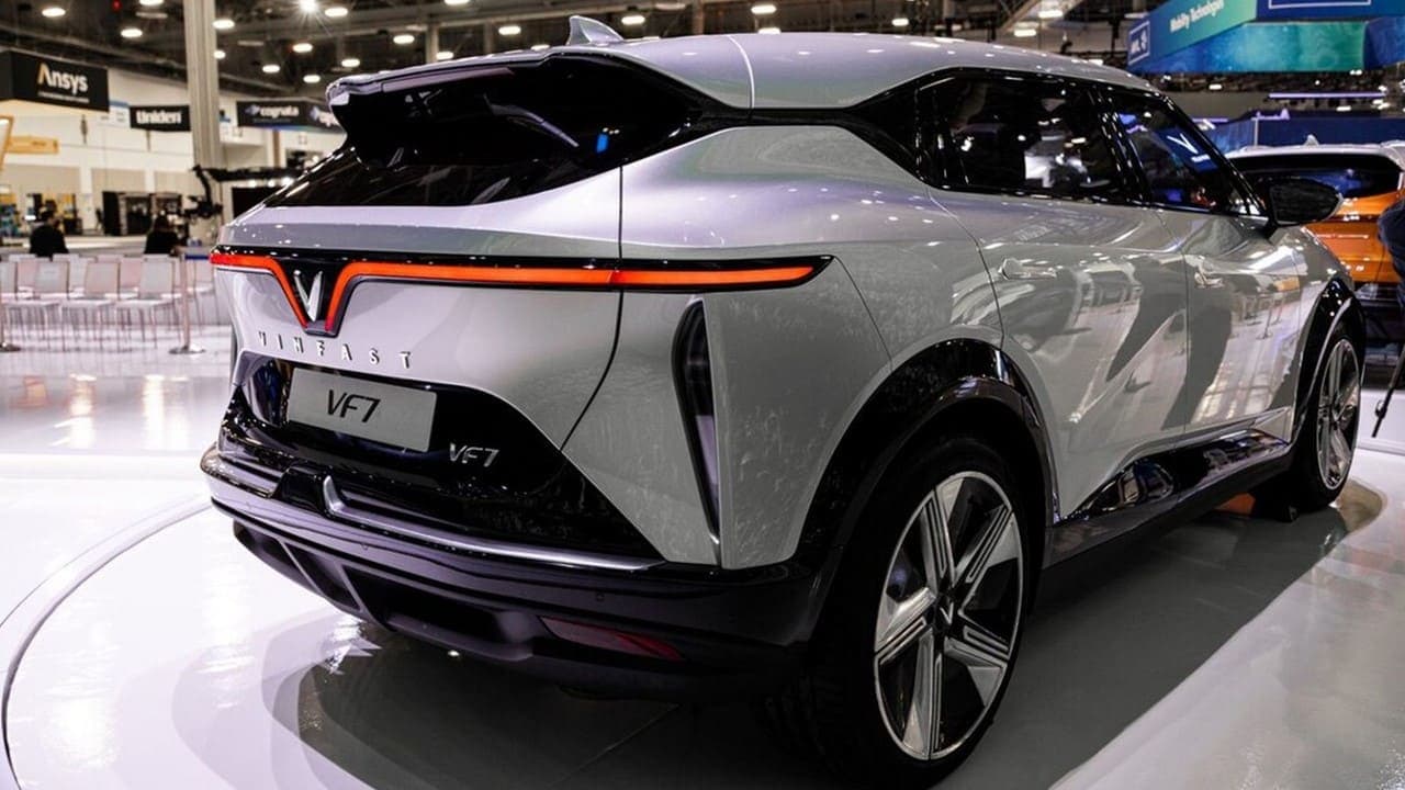 Vinfast VF7
