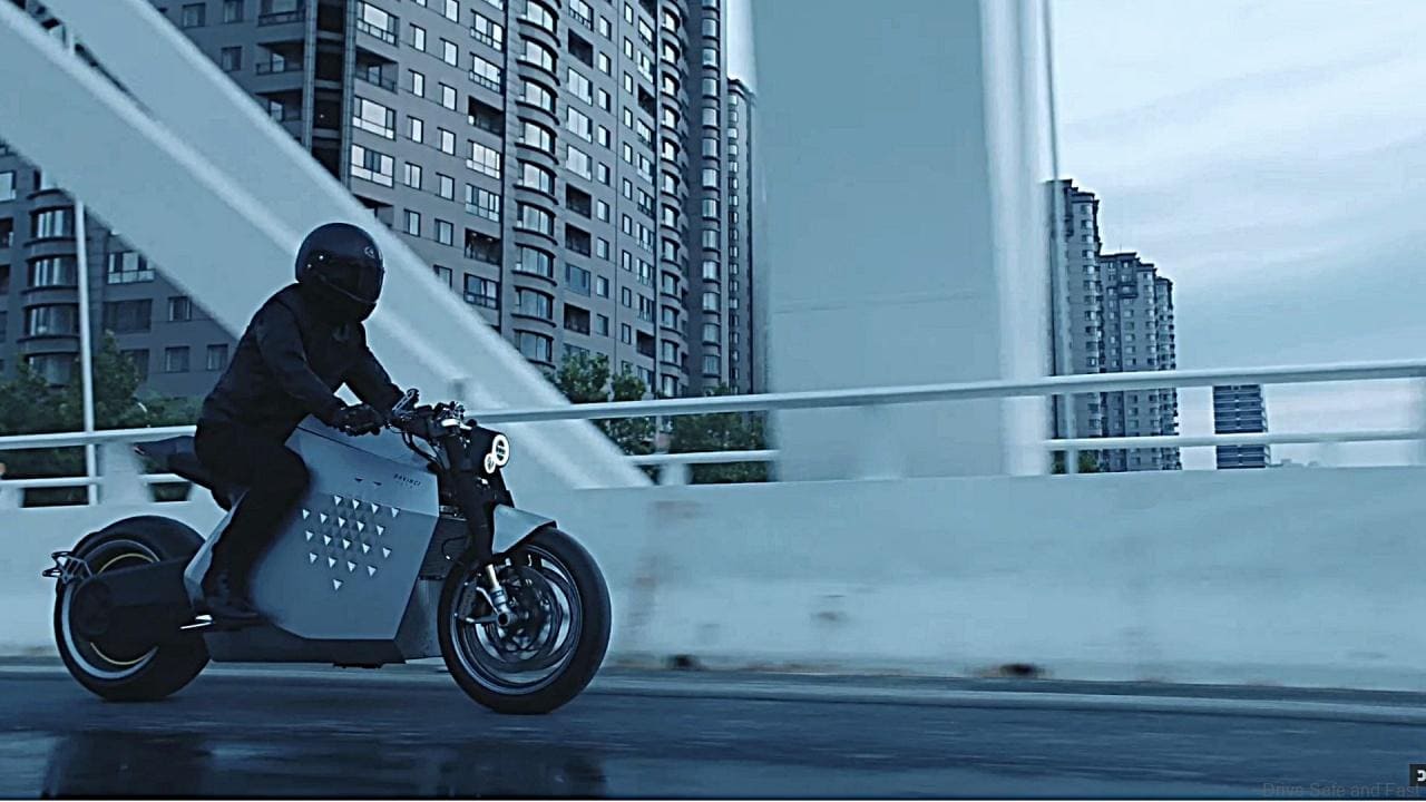 DC100