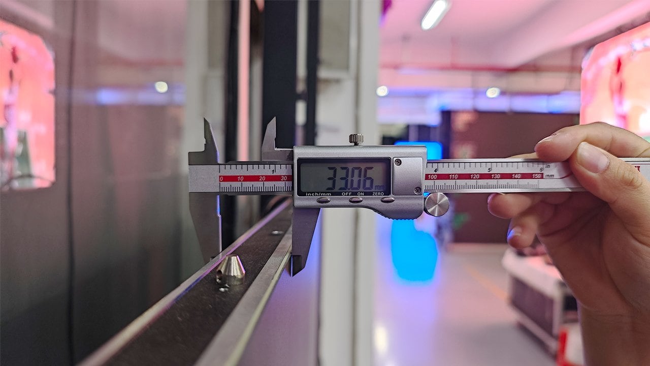 InFiSlim Indoor LED Display-Standard Thickness