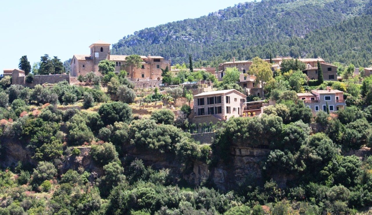 Deia, Mallorca, Bergdorf