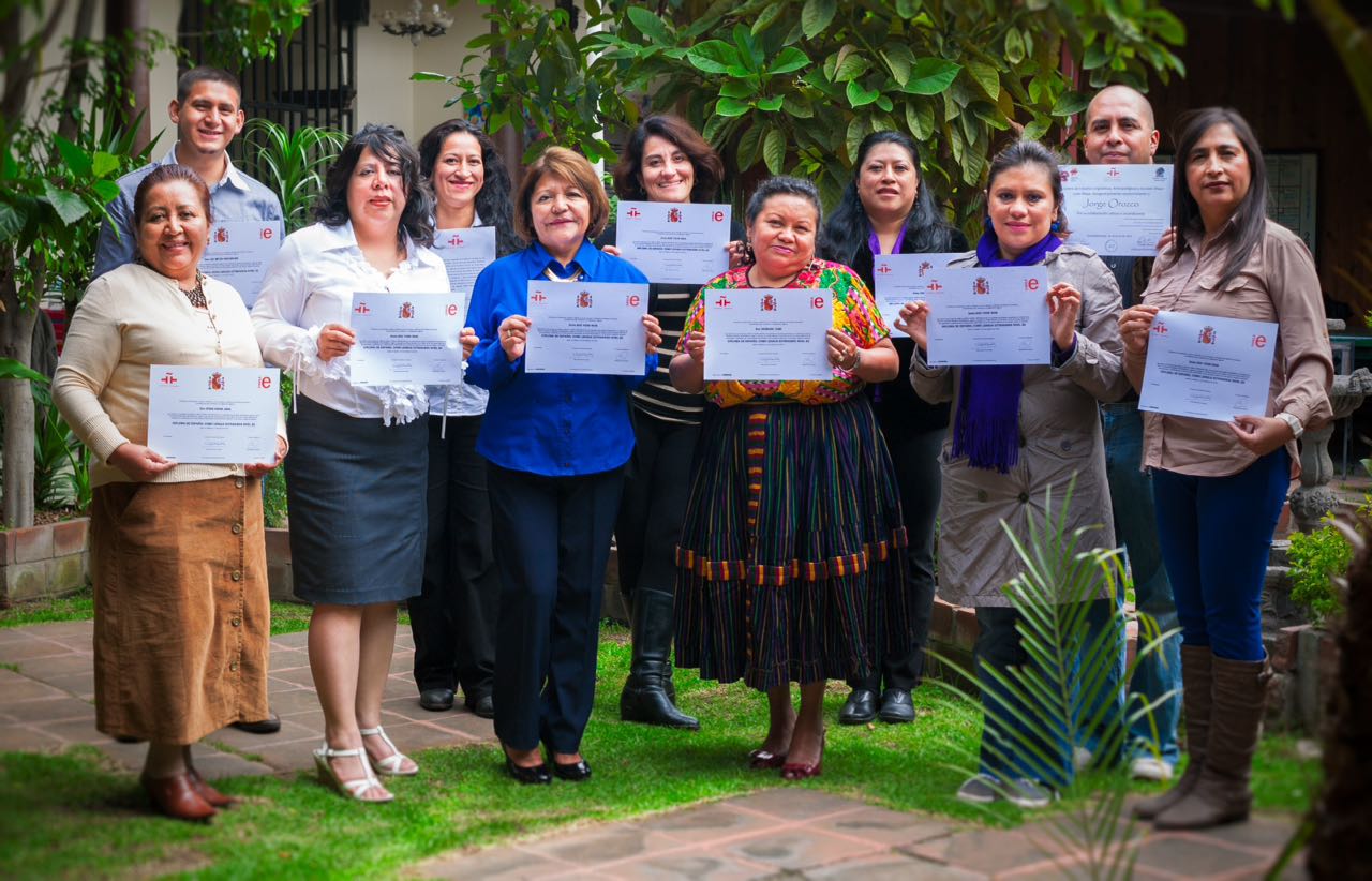 team teachers Spanish schools in Guatemala image celas maya web