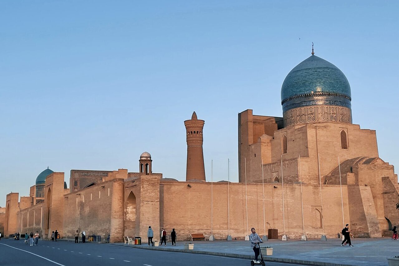 kalan_mosque_bukhara_sunset Kalan mosque after sunset