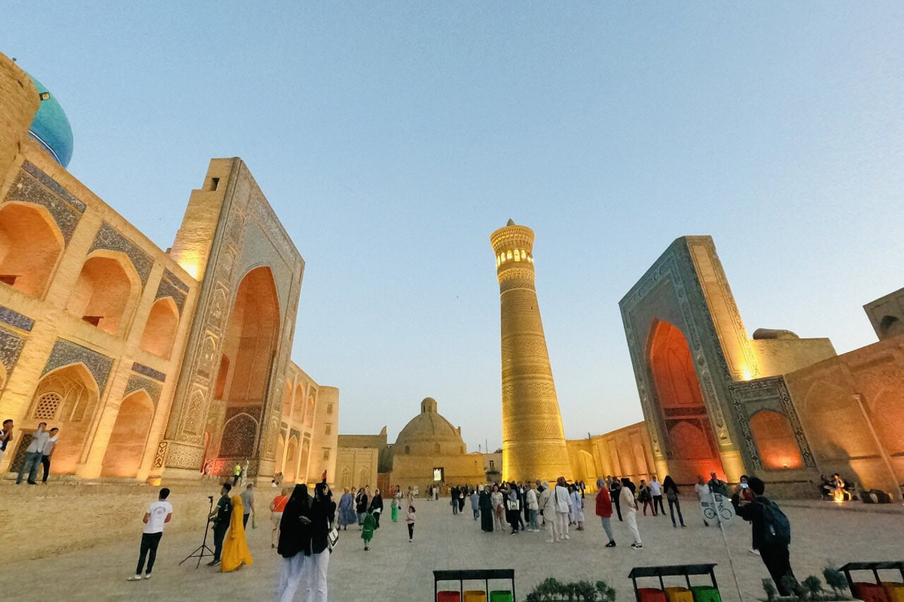 Po I kalyan square night bukhara View of Po-i-kalyan square during sunset, one of the best things to see in Bukhara