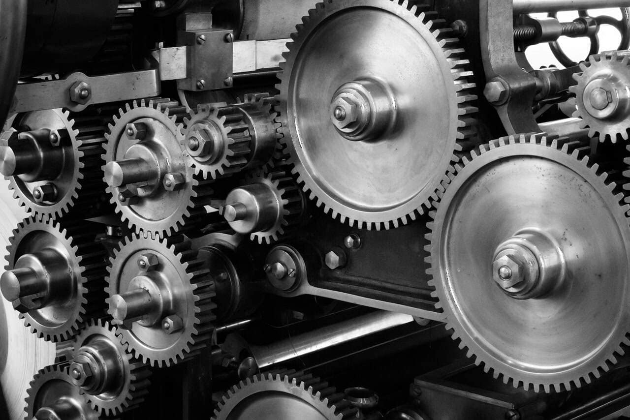 Gear mechanism with interconnected gears for precise mechanical movement.