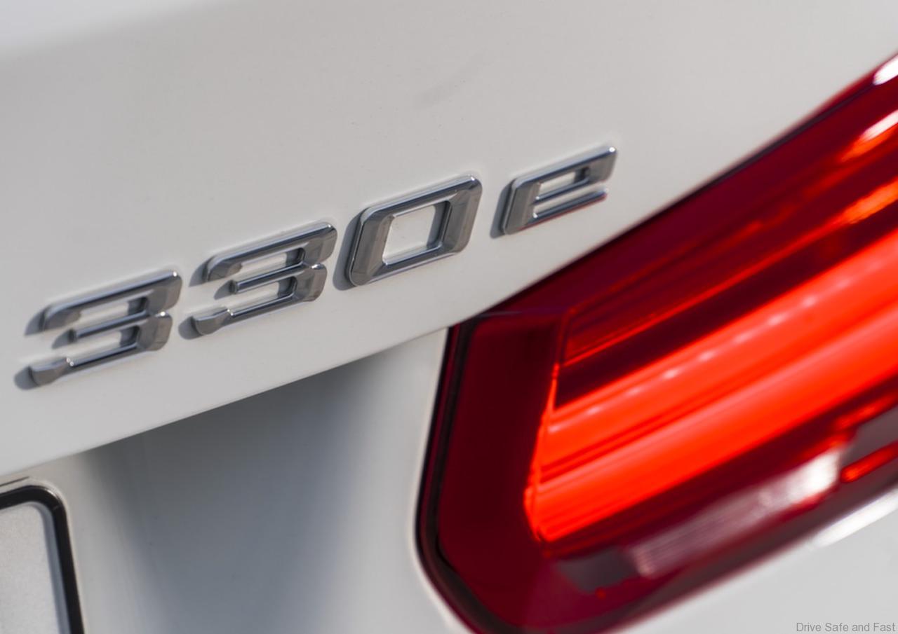 bmw_330e_6