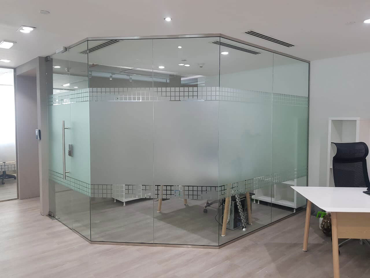 glass frosting design dubai Custom design frosting sticker installation