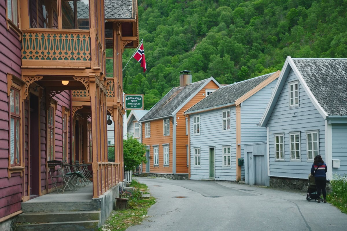 Street flanked by old traditional norwegian houses
