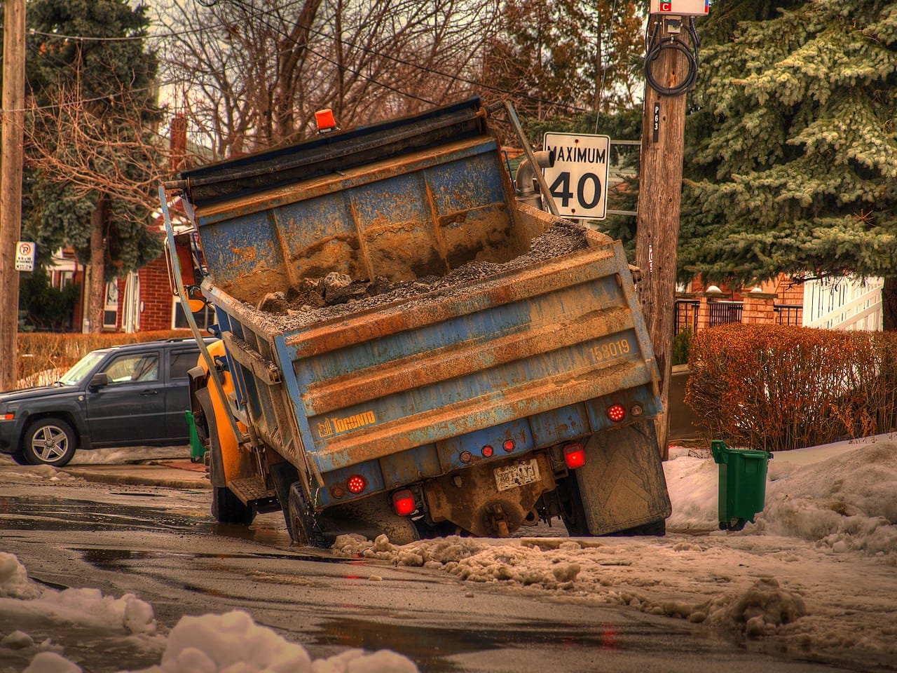 Toronto tackles potholes on Super Bowl weekend
