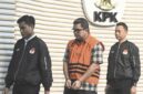 Jaksa Penuntut Umum (JPU) KPK menuntut Hendi Prio Santoso mantan Direktur Utama PT Perusahaan Gas Negara (PGN) periode 2008-2017.
