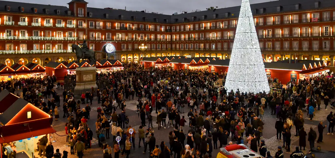 The-11-Best-Christmas-Markets-in-Europe-for-the-Most-Magical-Holiday-Ever_6 The-11-Best-Christmas-Markets-in-Europe-for-the-Most-Magical-Holiday-Ever_6 The 11 Best Christmas Markets in Europe for the Most Magical Holiday Ever_6 christmas markets in europe The 11 Best Christmas Markets in Europe for the Most Magical Holiday Ever The 11 Best Christmas Markets in Europe for the Most Magical Holiday Ever 6