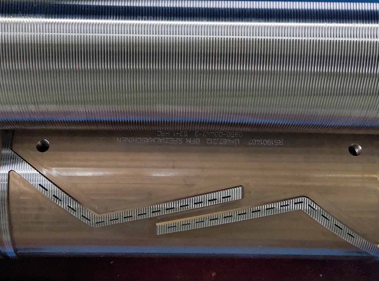 Sondermaschinen zur automatisierten Herstellung nachhaltiger Produkt-Verpackungen.