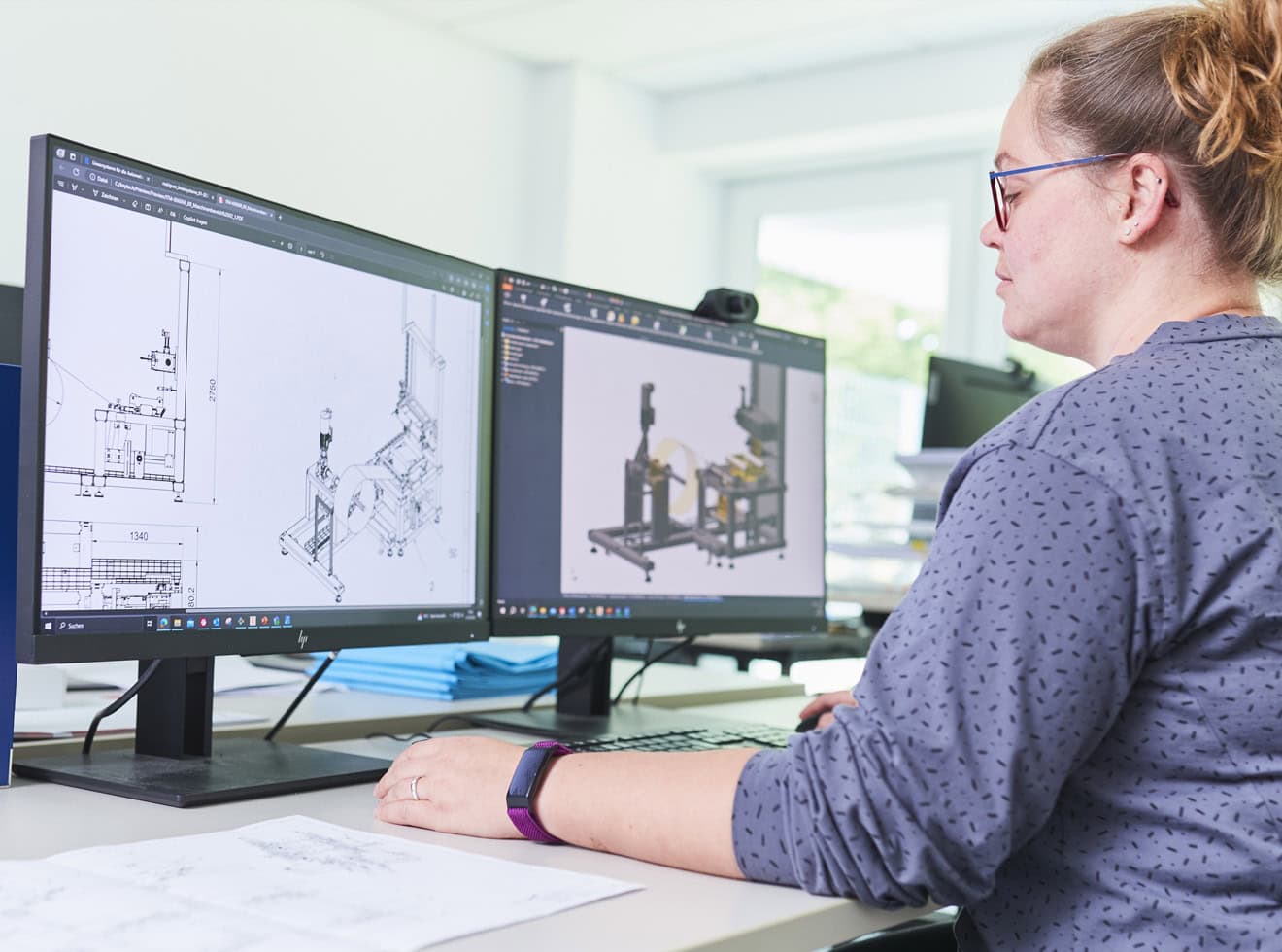 Beim Simultaneous Engineering Ansatz wird in einer frühen Produktentwicklungsphase bereits mit der parallelen Entwicklung Ihrer Produktionsanlage begonnen.