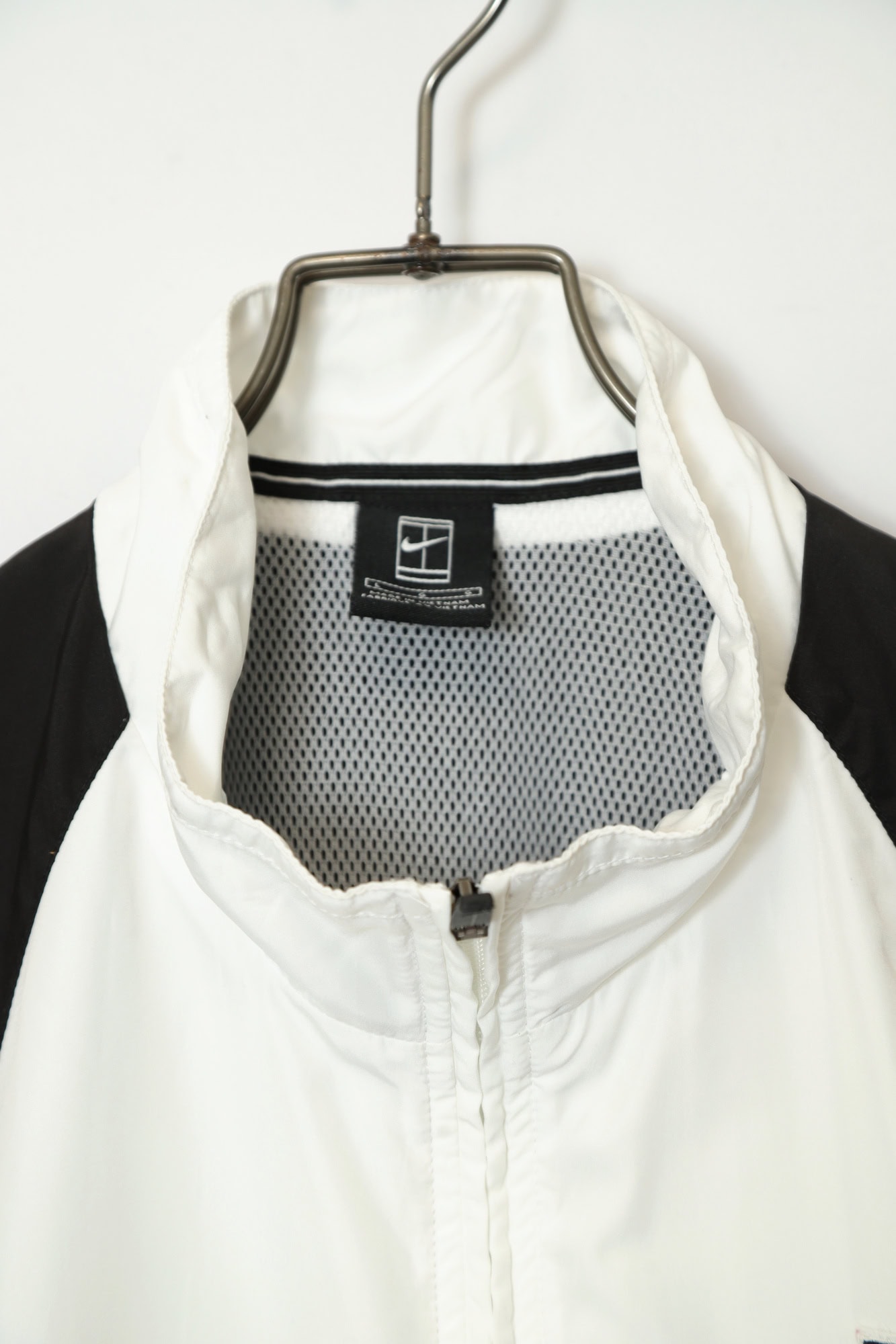 Alternative view of USED NIKE TRACK JACKET/L