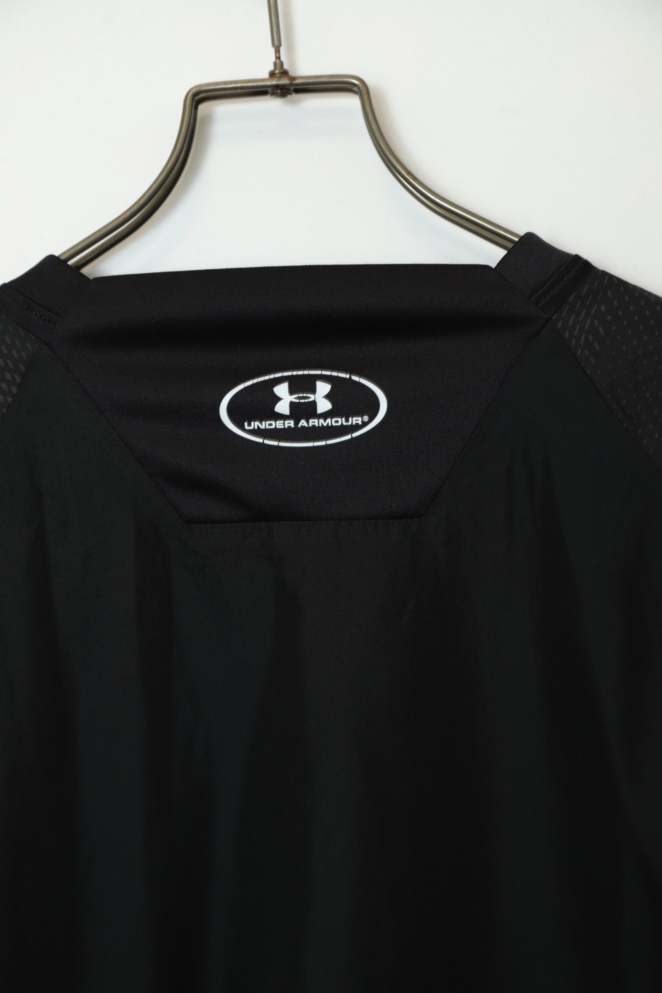 USED UNDER ARMOUR PULL-OVER PULL OVER/XL - 画像 (8)
