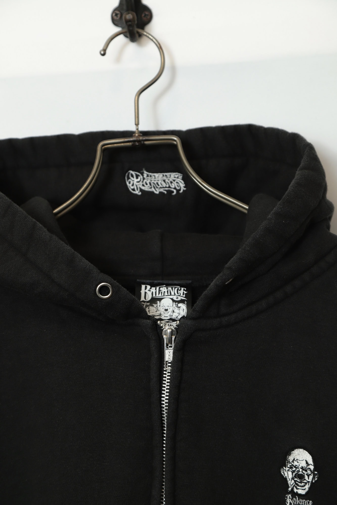 Alternative view of USED PRINTED ZIP UP SWEAT SHIRT/XL