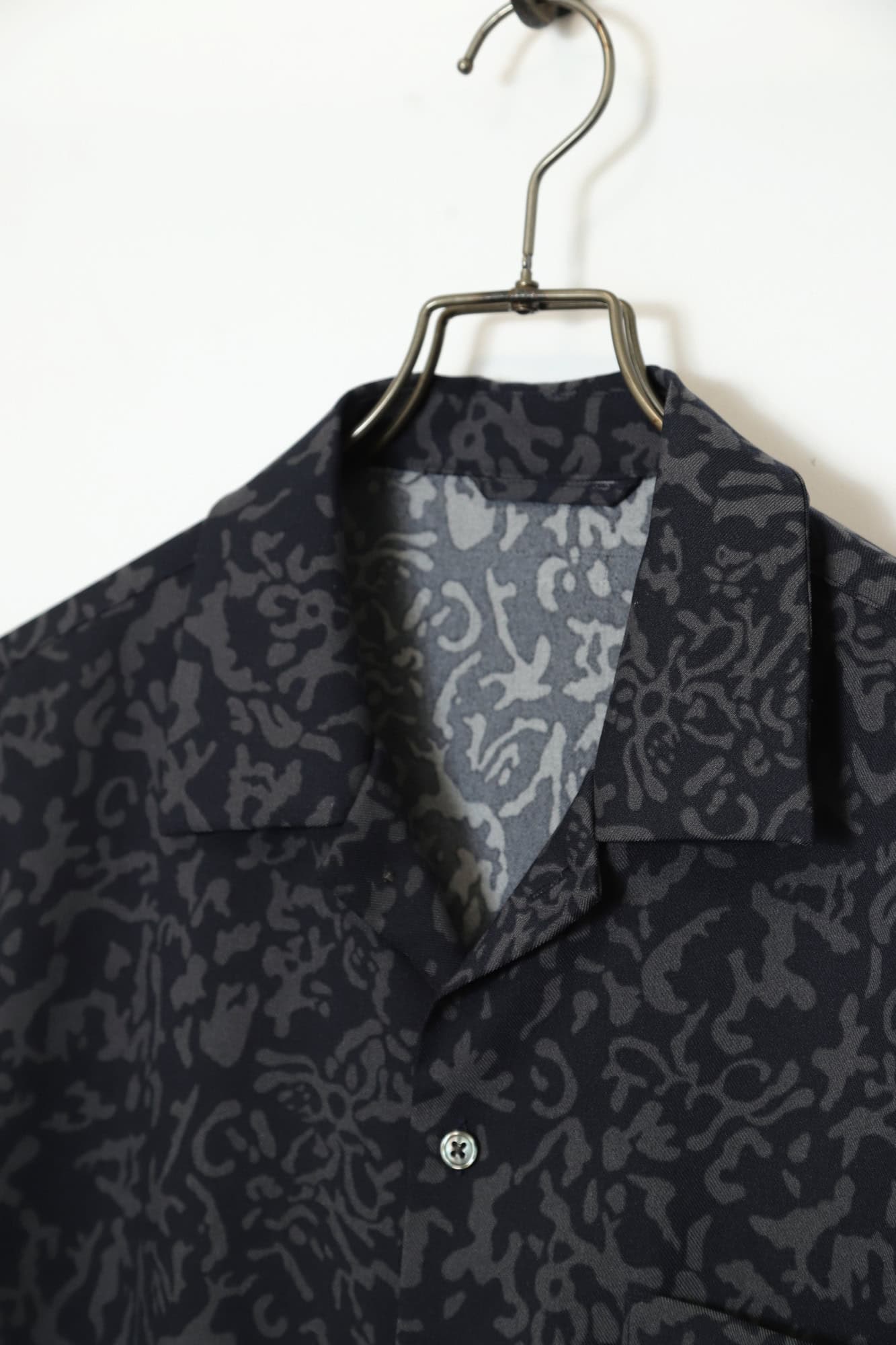 Alternative view of VINTAGE OPEN COLLAR PRINTED SHIRT/XL