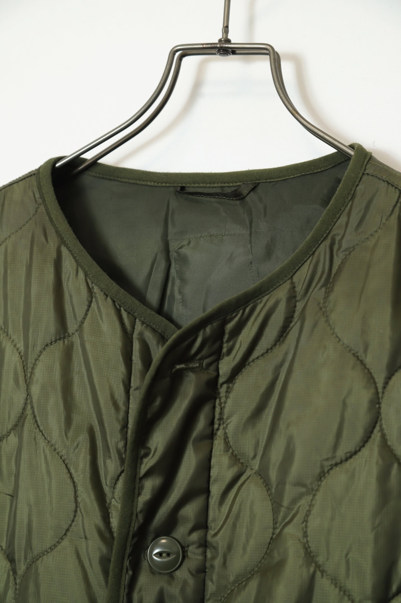 Alternative view of VINTAGE MILITARY QUILTING JACKET/L