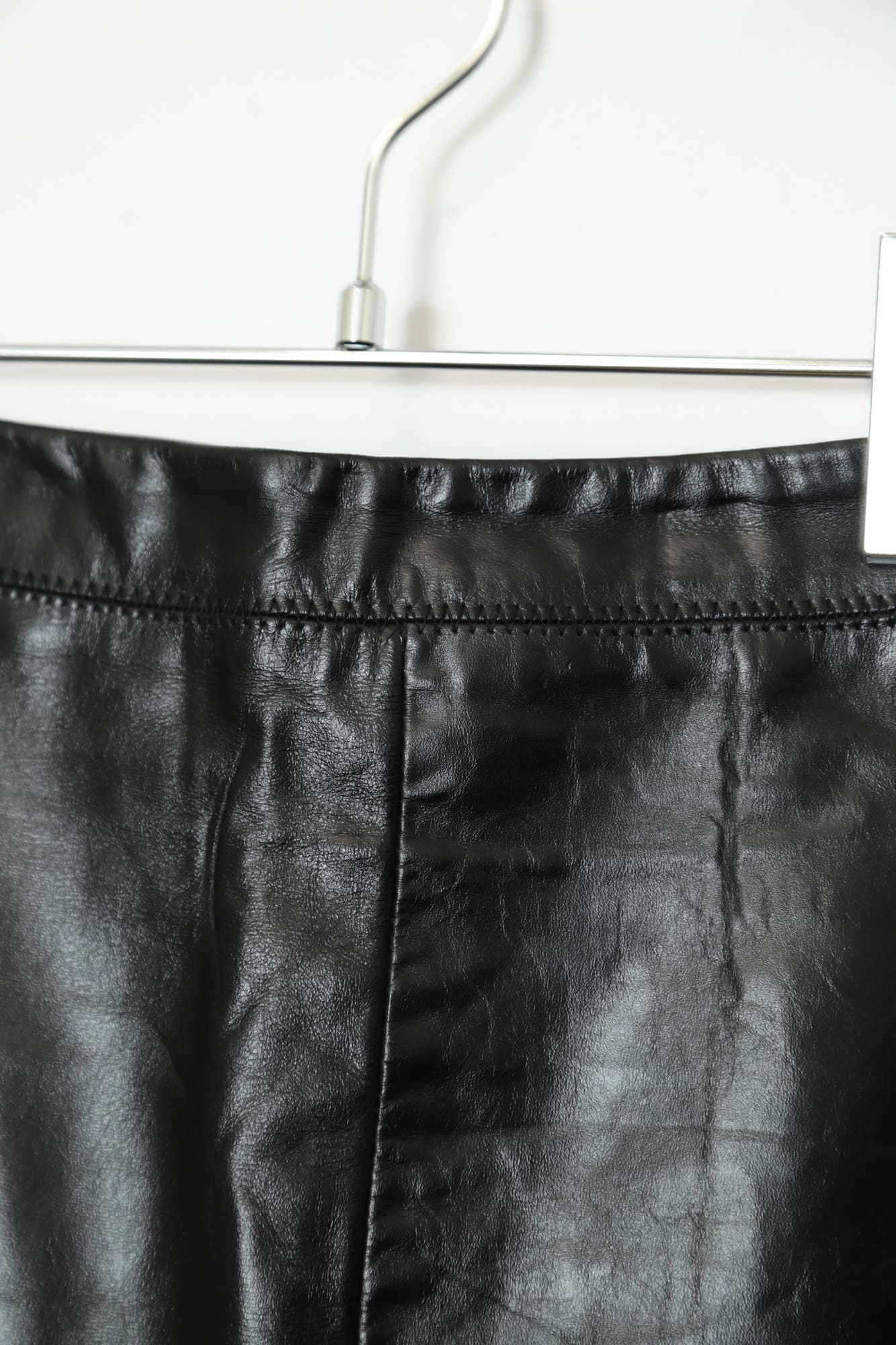 Alternative view of USED GAP LEATHER SKIRT/W70