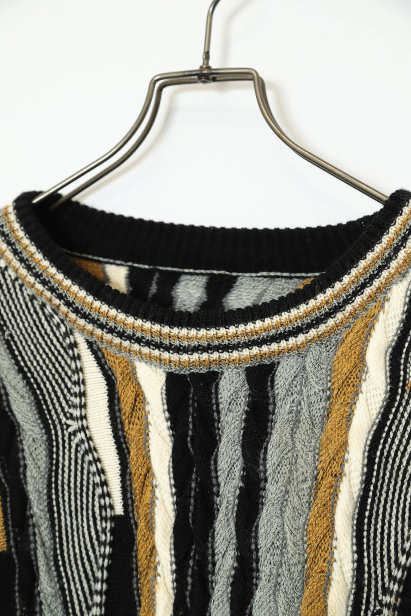 Alternative view of VINTAGE DESIGN KNIT SWEATER/XL