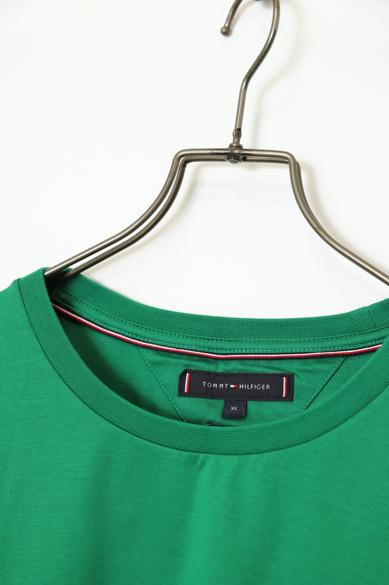 Alternative view of USED TOMMY HILFIGER LOGO T-SHIRT/XL