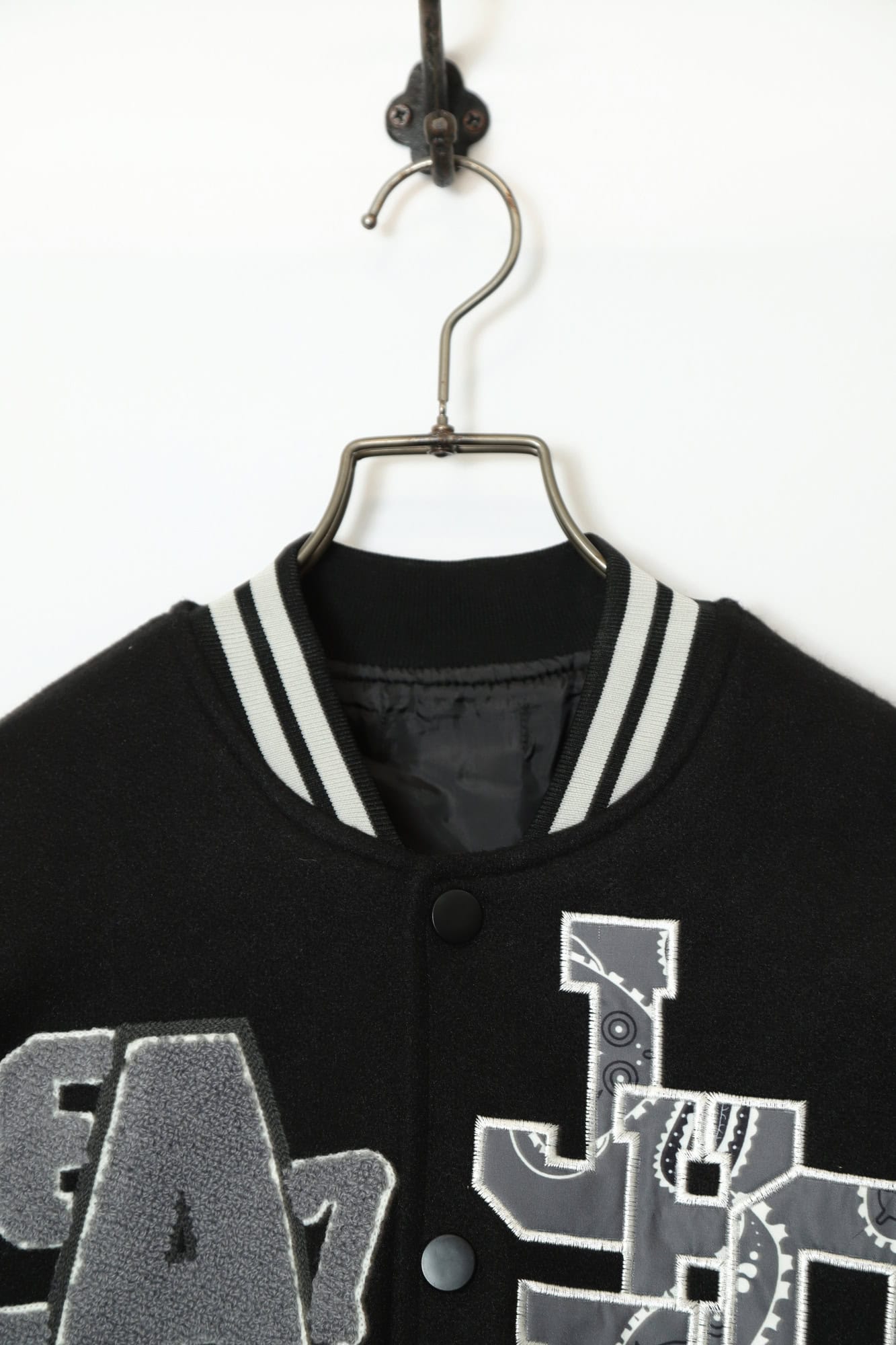 Alternative view of VINTAGE PRINTED STADIUM JACKET/XL