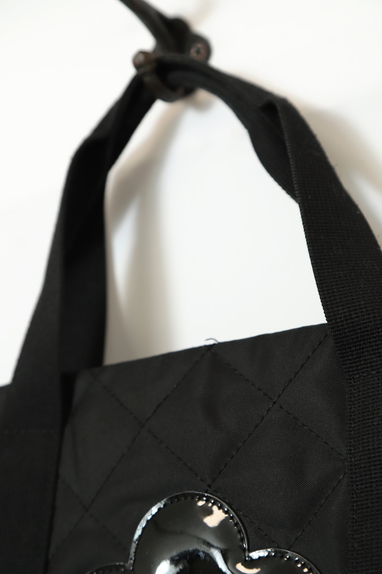 Alternative view of USED MARY QUANT QUILTING HAND BAG/F
