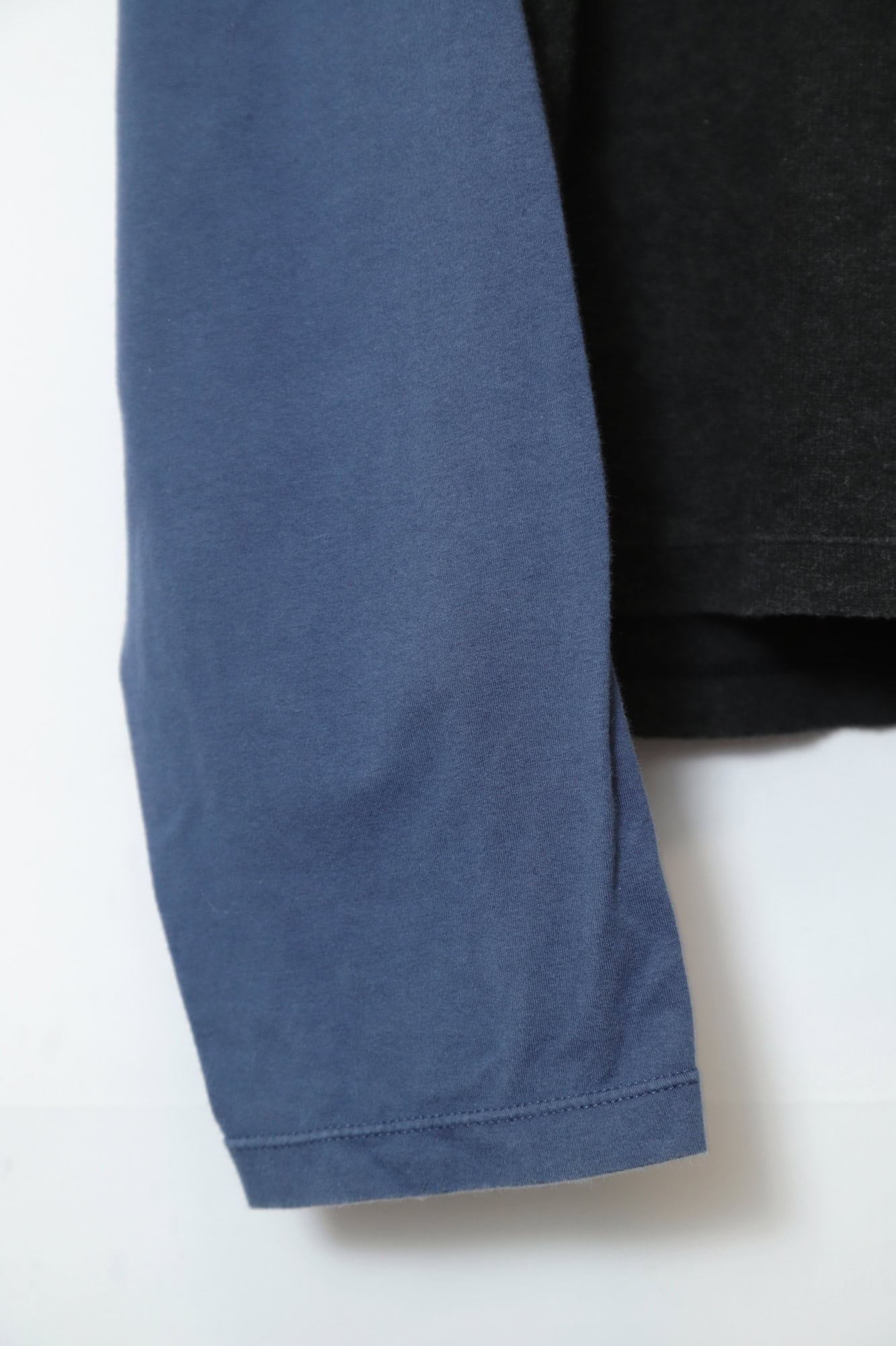 USED BANANA REPUBLIC LONG SLEEVE T-SHIRT/XL - 画像 (5)