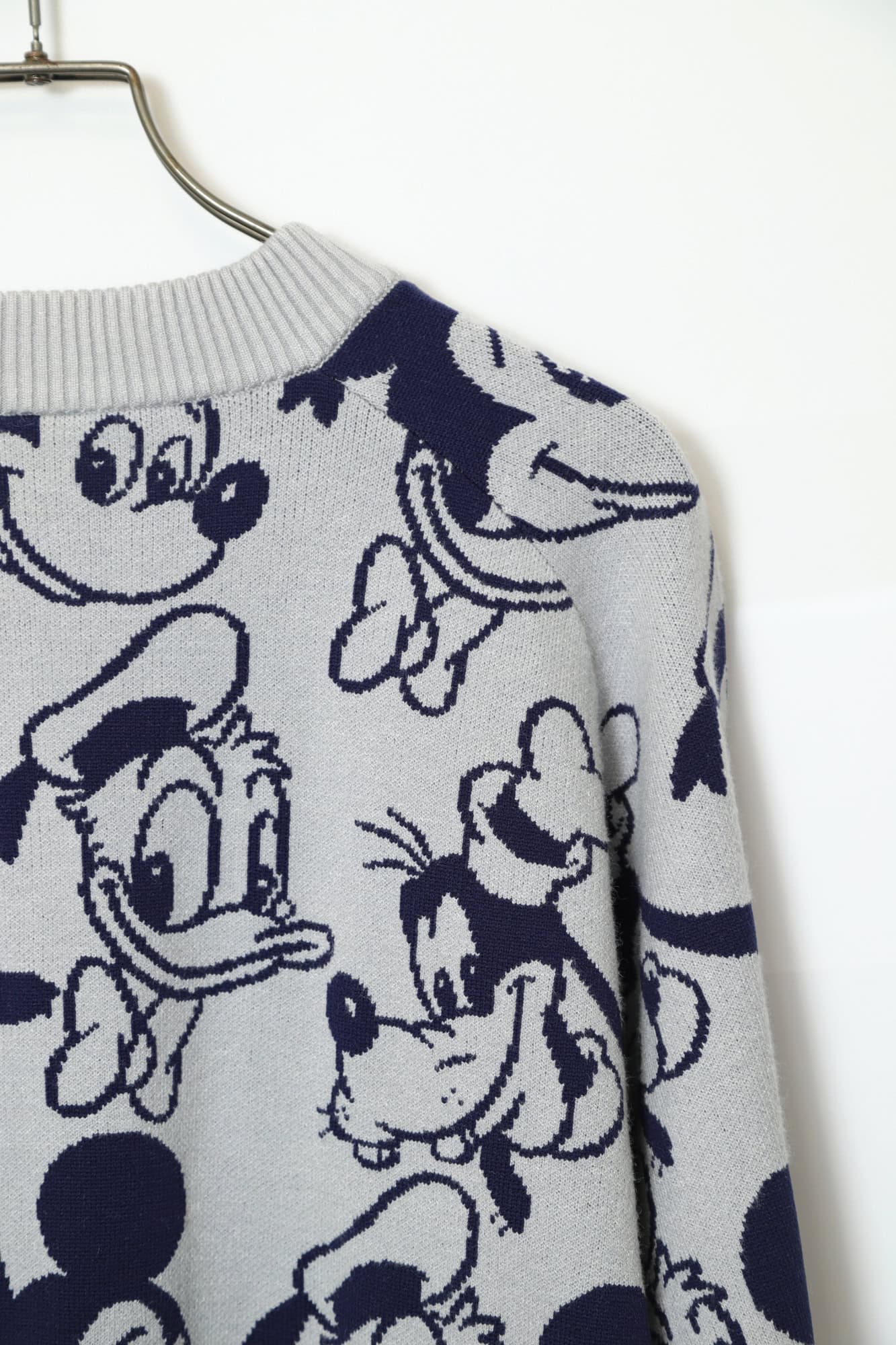 USED DISNEY JAQUARD PATTERN SWEATER/M - 画像 (12)