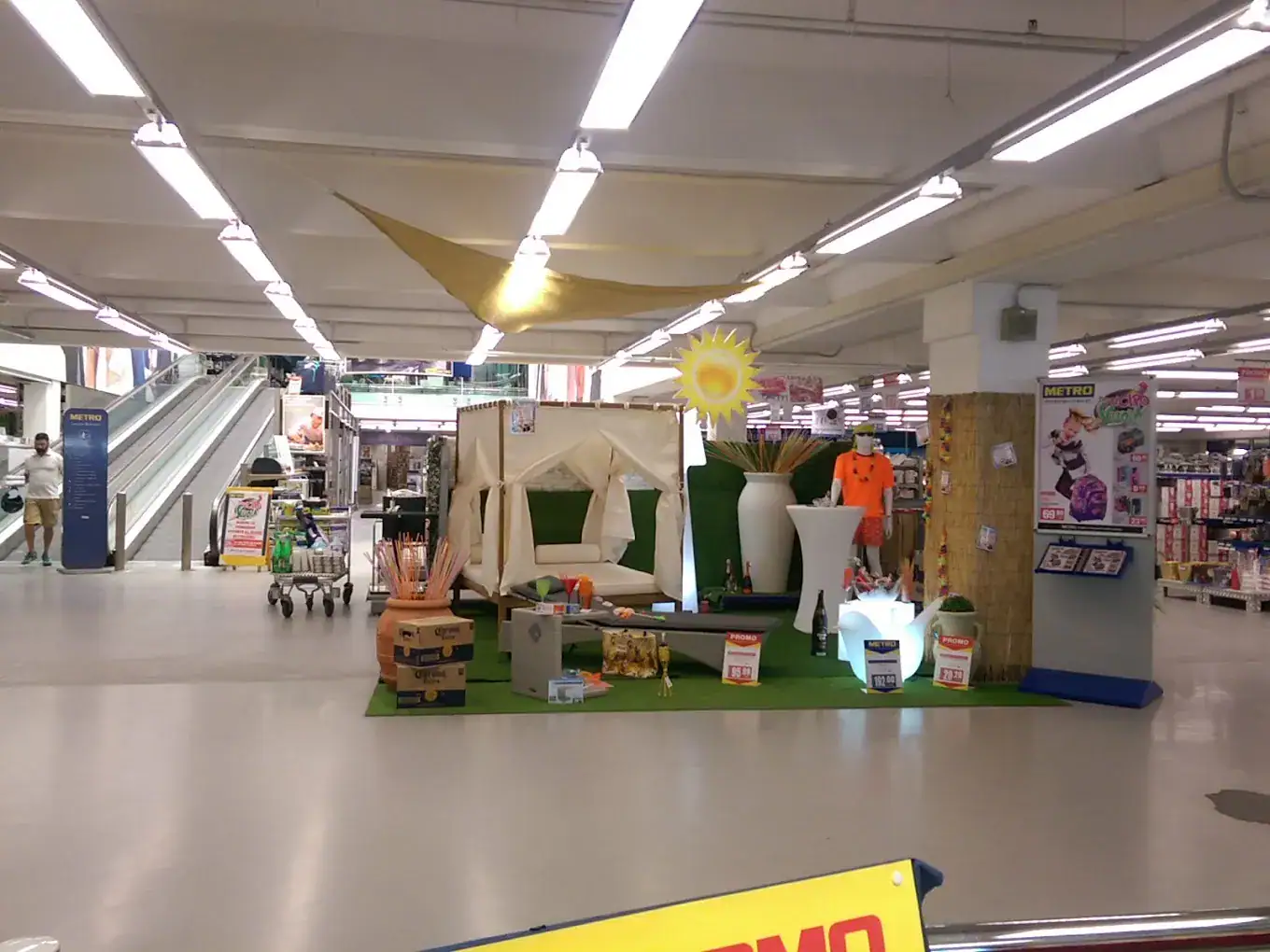 Finitura poliaspartica su pavimento Metro San Donato Milanese – Prima Pavimenti