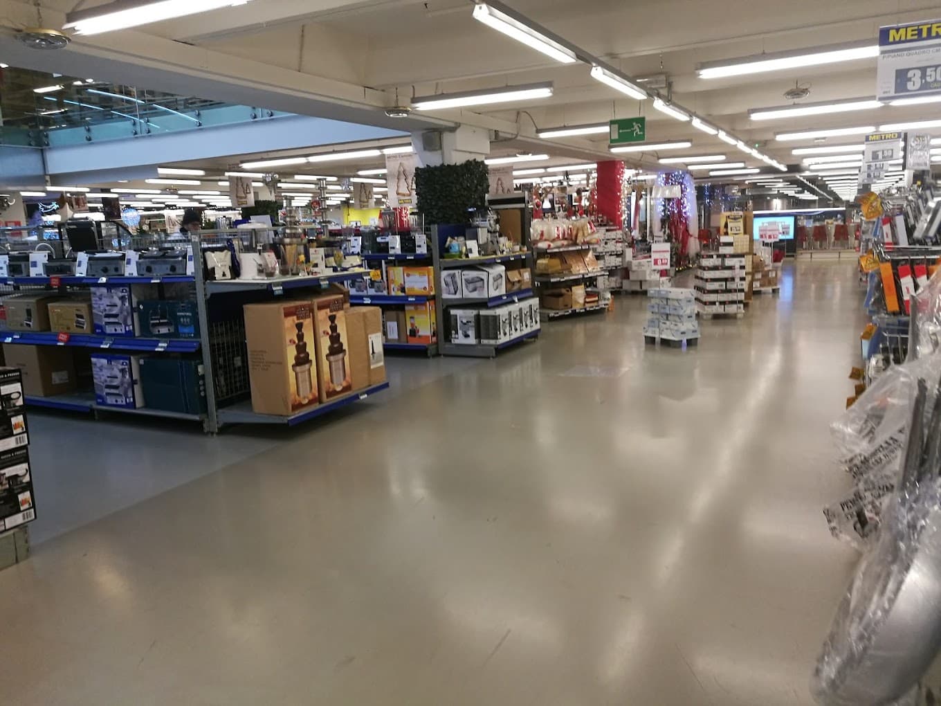 Pavimenti in resina per GDS - Metro San Donato