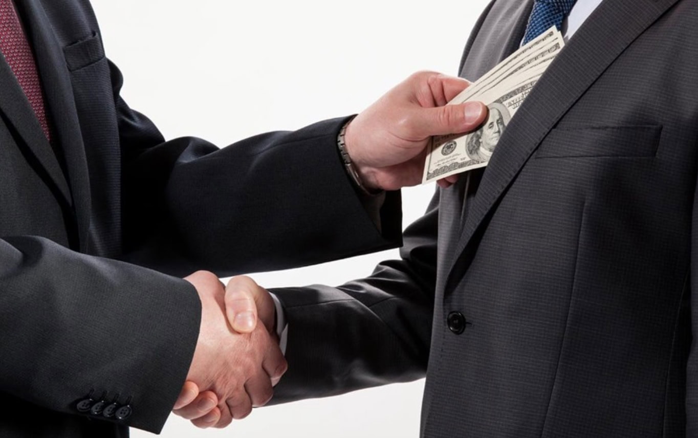 enchufismo político en ADIF