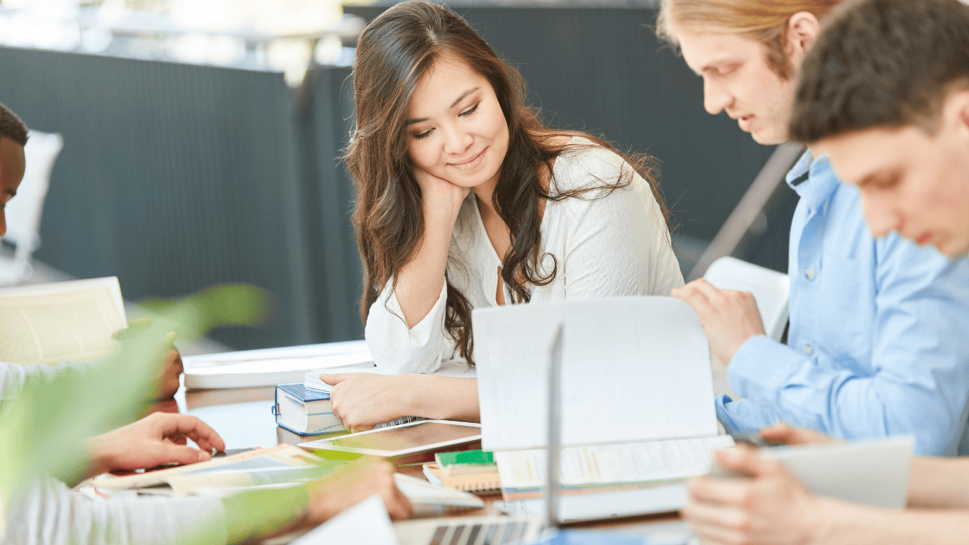 Duales Studium mit BasisTeam Duales Studium mit BasisTeam