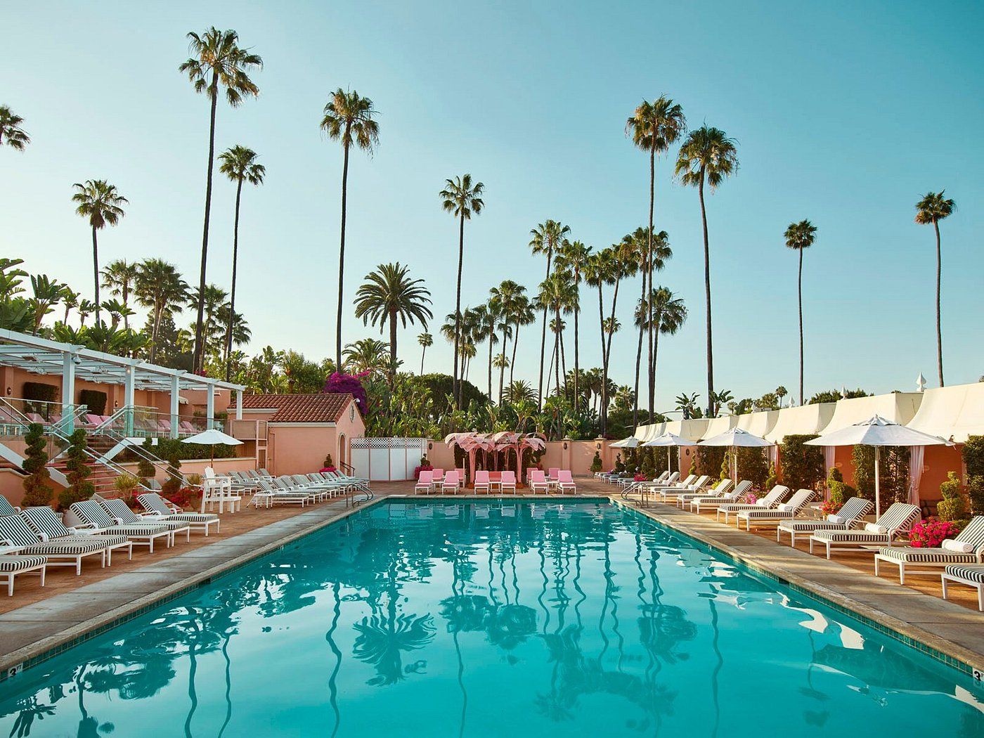 Craving-a-Dose-of-Hollywood-Glamour-These-L Craving-a-Dose-of-Hollywood-Glamour-These-L Craving a Dose of Hollywood Glamour These L.A. Hotels Are a Must-Visit_1 l.a. hotels Craving a Dose of Hollywood Glamour? These L.A. Hotels Are a Must-Visit Craving a Dose of Hollywood Glamour These L