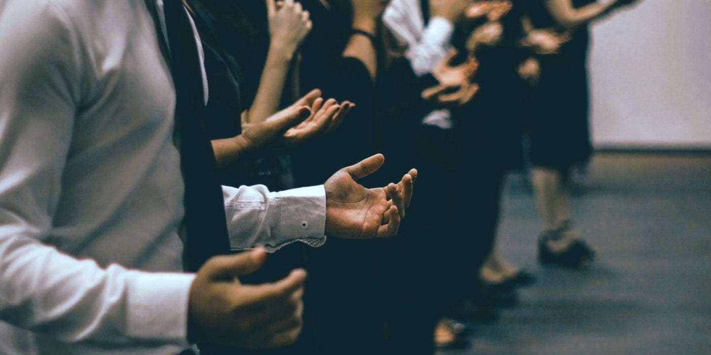 la oracion y a quien orar