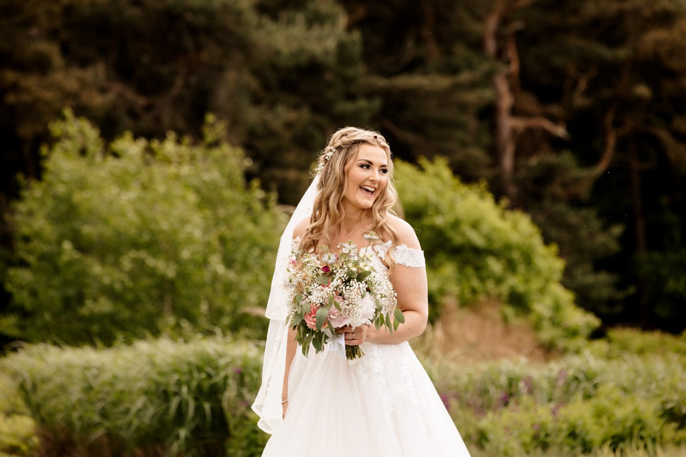 abbeywood estate outdoor wedding ceremony in cheshire