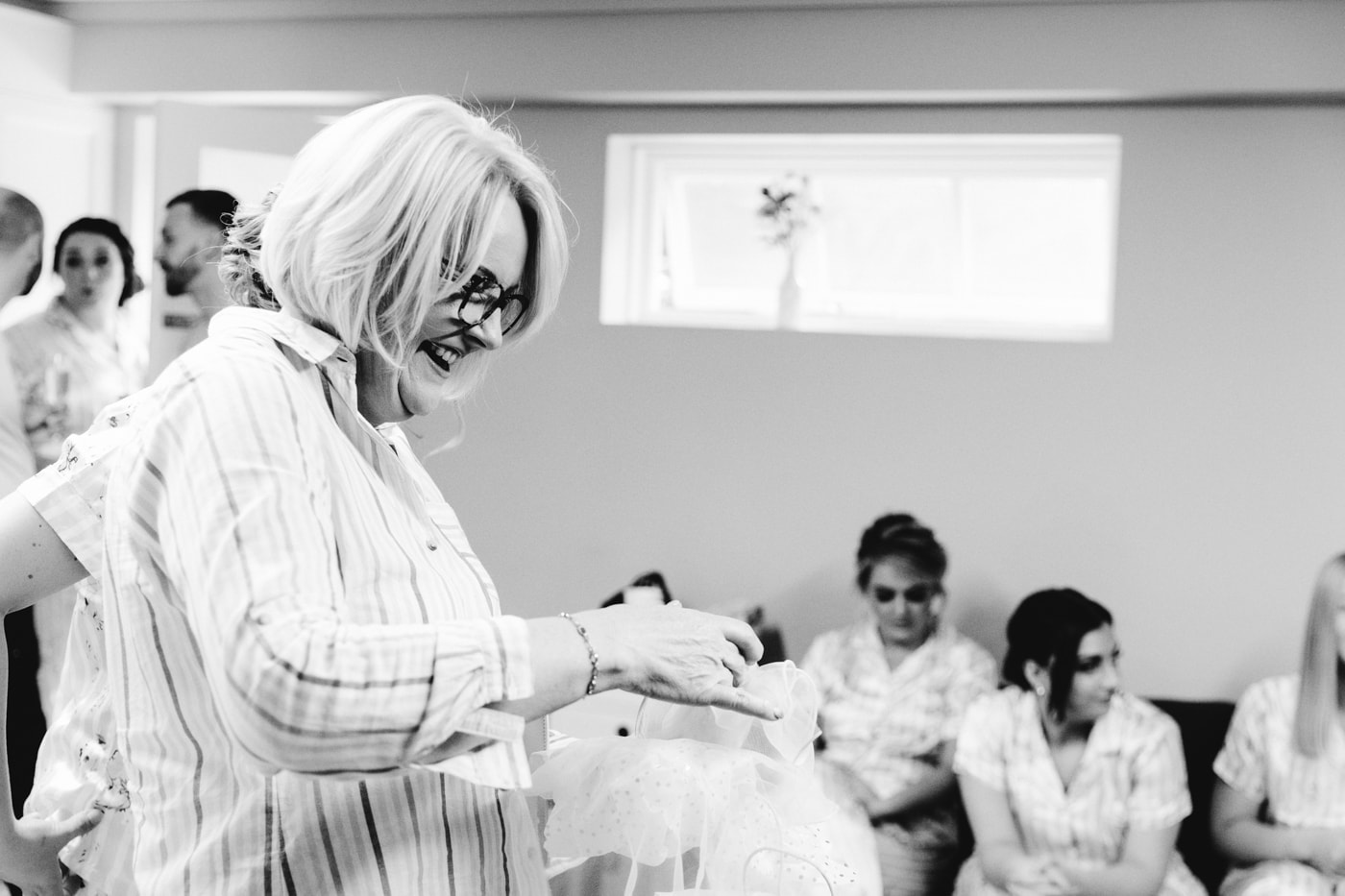 abbeywood estate bridal party morning preparations