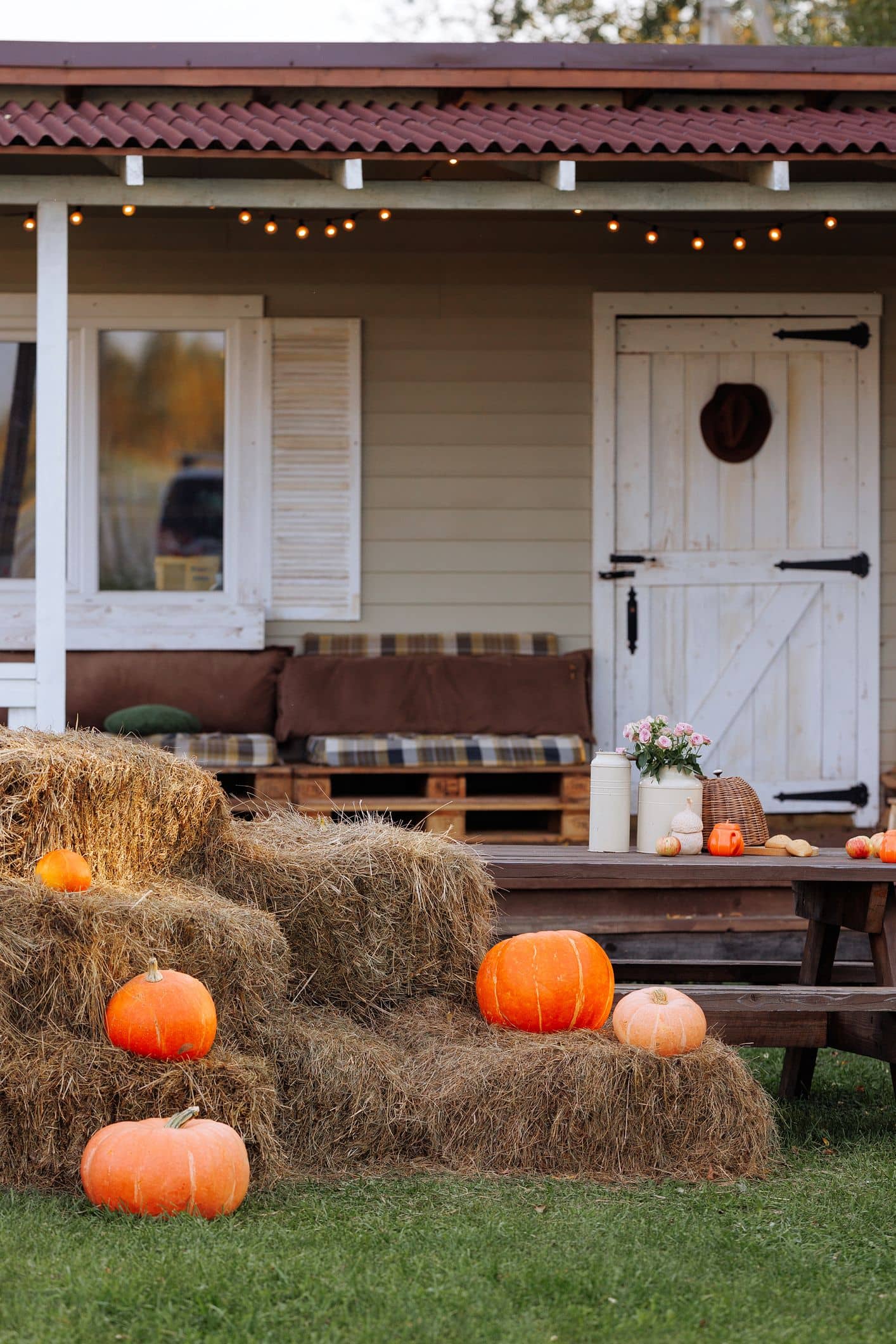 22-Enchanting-Fall-Porch-Decor-Ideas-To-Try-This-Year_5 22-Enchanting-Fall-Porch-Decor-Ideas-To-Try-This-Year_5 22 Enchanting Fall Porch Decor Ideas To Try This Year_5 fall porch decor ideas 22 Enchanting Fall Porch Decor Ideas To Try This Year 22 Enchanting Fall Porch Decor Ideas To Try This Year 5