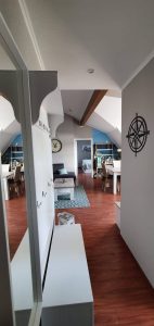 Durchgang zum Wohnzimmer