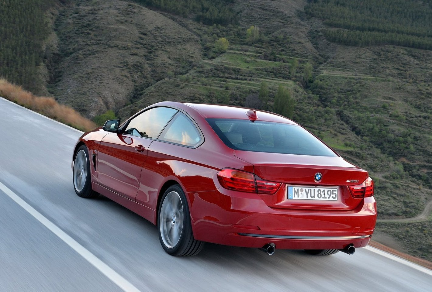 BMW-4-Series_Coupe_2014_1600x1200_wallpaper_2a