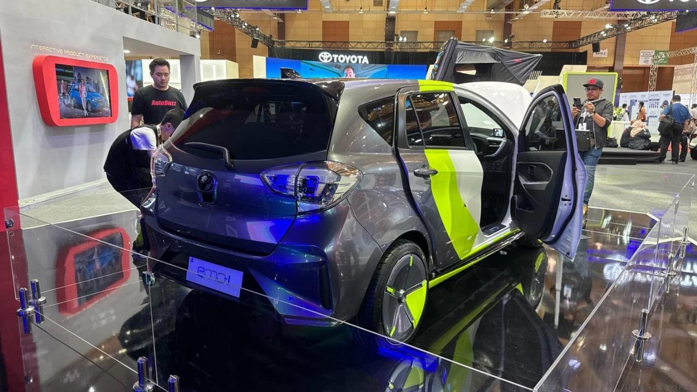 Perodua Myvi EV em01
