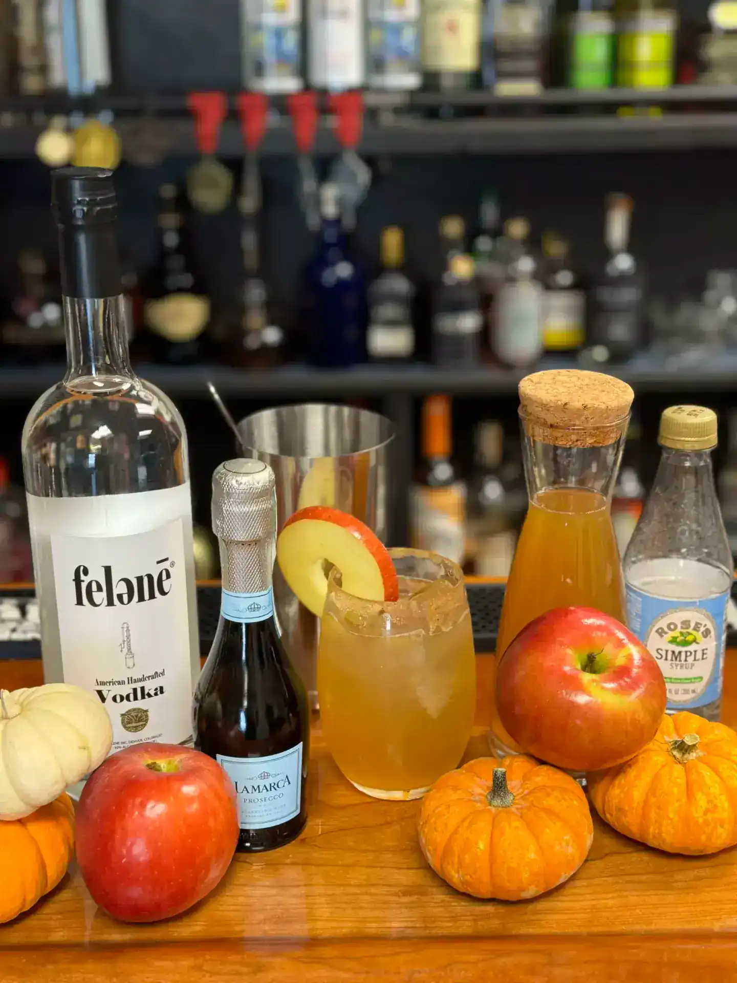 Apple Cinnamon Prosecco Spritz