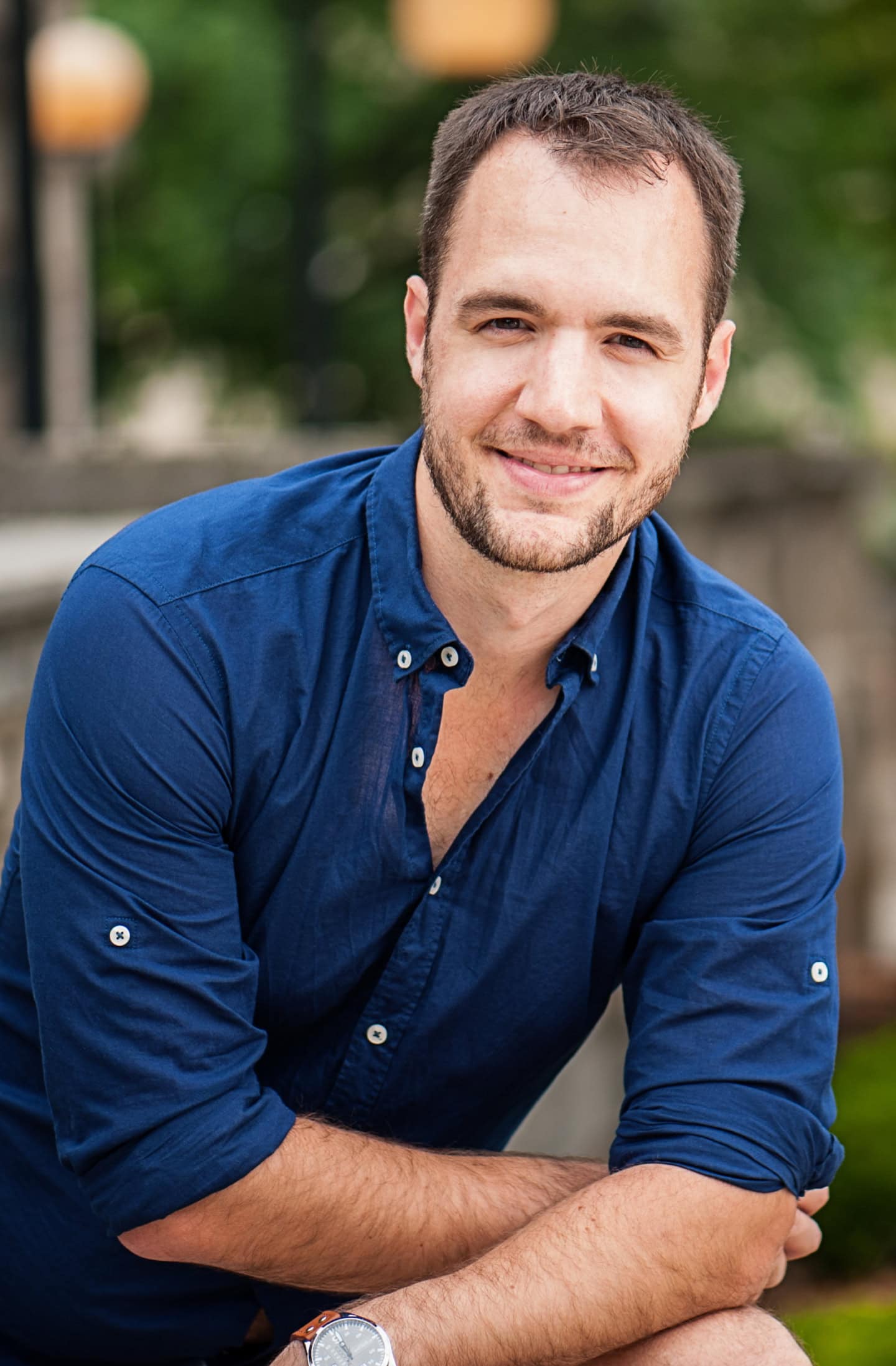 Andrew Scott - Authentic Traveling