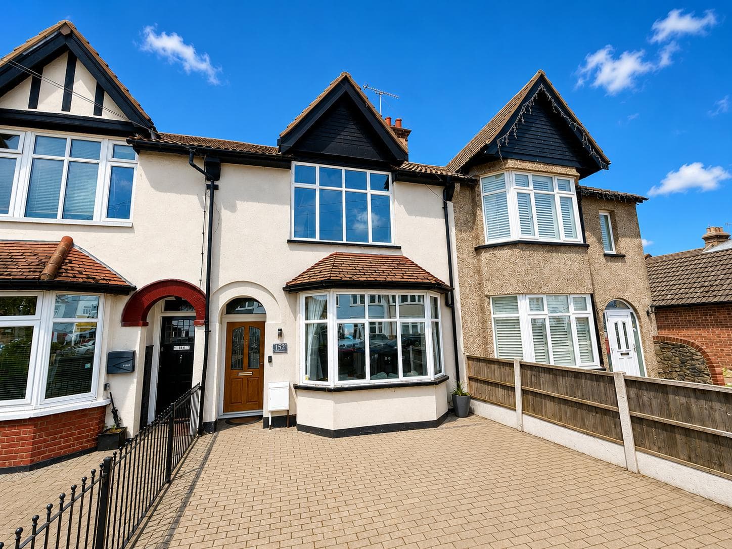 Terraced for sale in Thorpe Bay